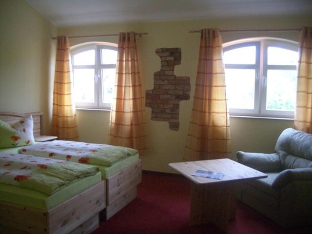 Landhotel Zum Honigdieb Ribnitz-Damgarten Eksteriør billede